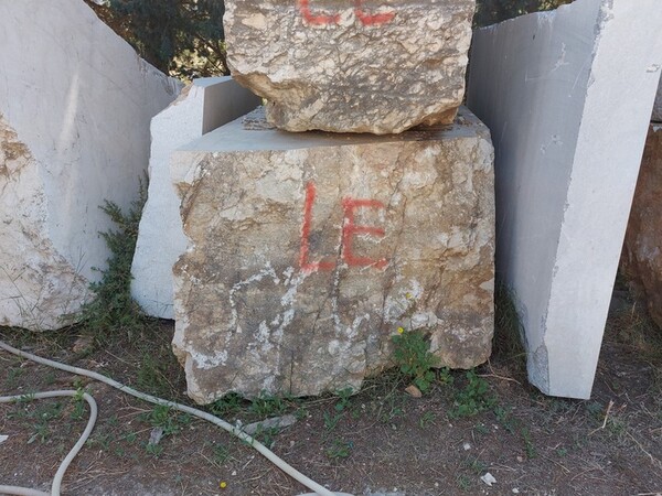 15#5454 Marmo perlato e carrara in vendita - foto 4