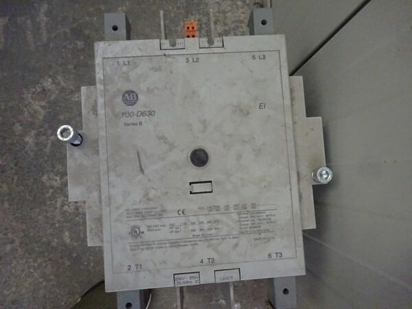 1#5455 Quadro elettrico e arredamento da ufficio in vendita - foto 42