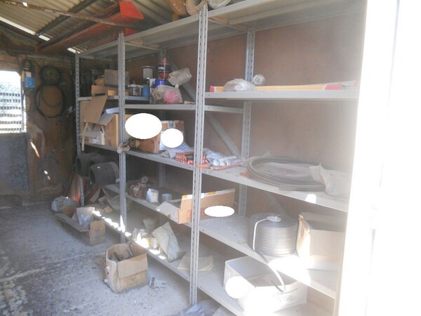 13#5469 Box in ferro con scaffalatura in vendita - foto 6