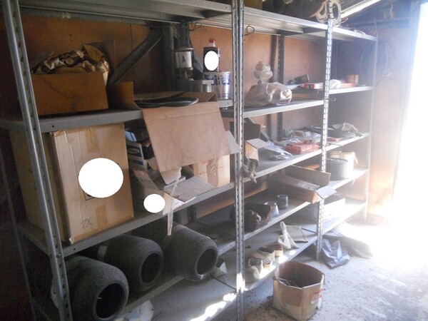 13#5469 Box in ferro con scaffalatura in vendita - foto 9