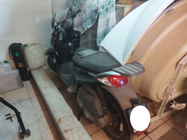 2#5471 Scooter Aprilia Scarabeo in vendita - foto 2