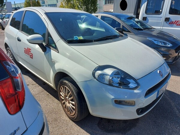 15#5479 Autocarro Fiat Punto Van in vendita - foto 3