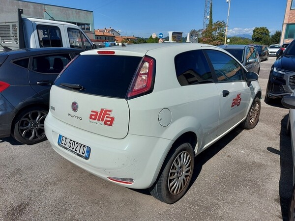 15#5479 Autocarro Fiat Punto Van in vendita - foto 4