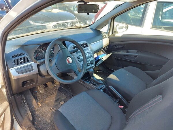 15#5479 Autocarro Fiat Punto Van in vendita - foto 14