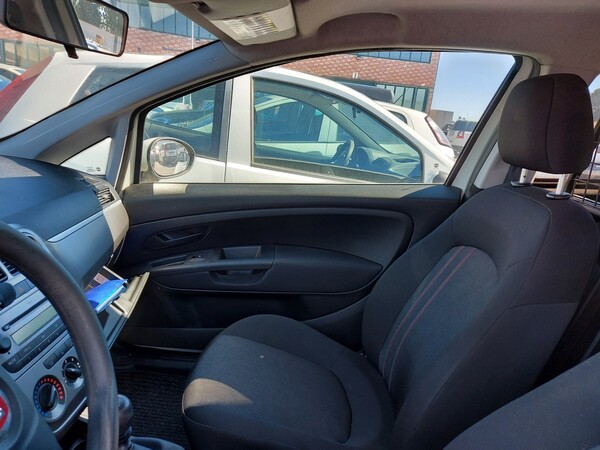 15#5479 Autocarro Fiat Punto Van in vendita - foto 15