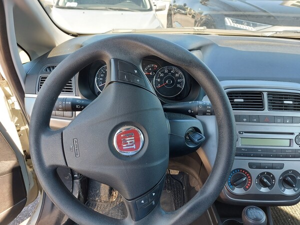 15#5479 Autocarro Fiat Punto Van in vendita - foto 18