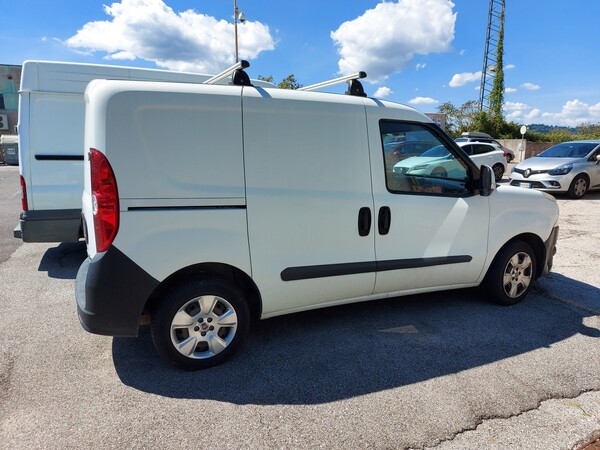16#5479 Autocarro Fiat Doblò in vendita - foto 4