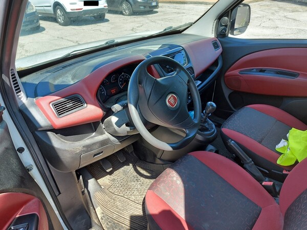 16#5479 Autocarro Fiat Doblò in vendita - foto 11