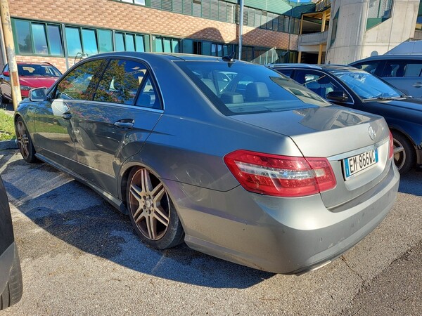 18#5479 Autovettura Mercedes Benz classe E 350 CDI in vendita - foto 4