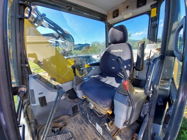 24#5479 Escavatore Komatsu PC138US con trincia in vendita - foto 13