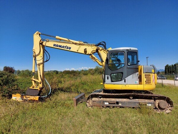 24#5479 Escavatore Komatsu PC138US con trincia in vendita - foto 28