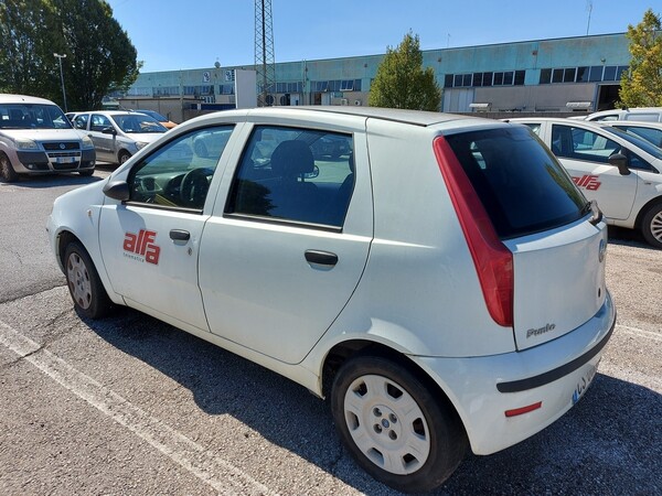 3#5479 Autocarro Fiat Punto in vendita - foto 2