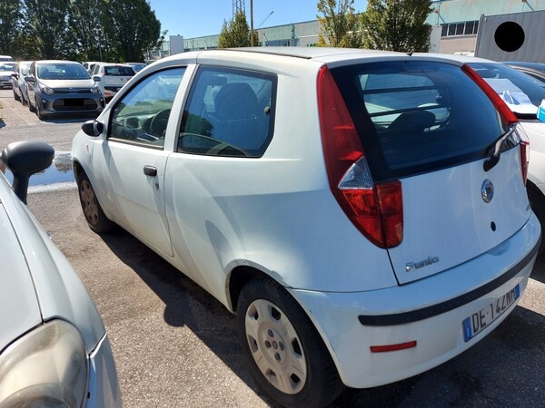 4#5479 Autocarro Fiat Punto in vendita - foto 4
