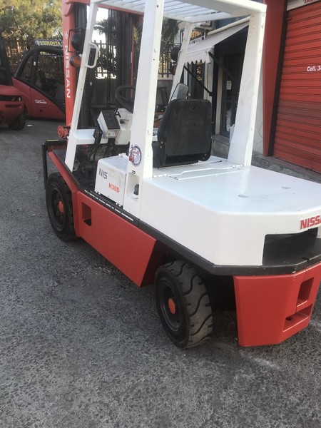 2#5482 Carrello elevatore Nissan in vendita - foto 1