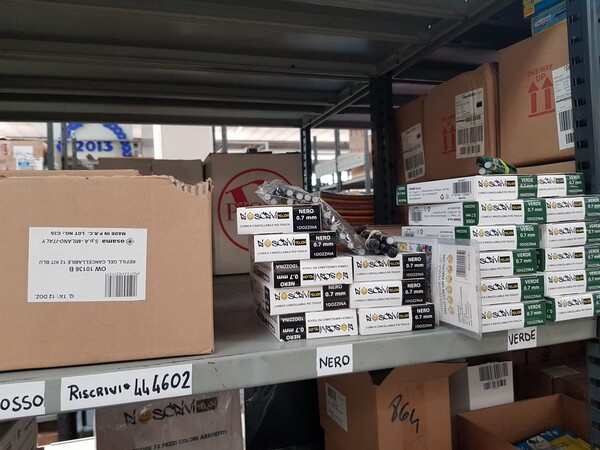 2#5484 Articoli di cancelleria in vendita - foto 4