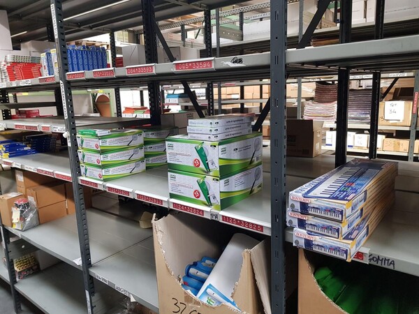 2#5484 Articoli di cancelleria in vendita - foto 39