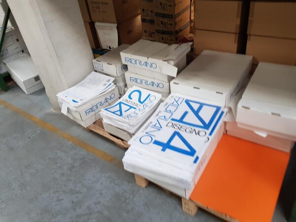 3#5484 Magazzino di album disegno Fabriano carta Bristol e quaderni in vendita - foto 4