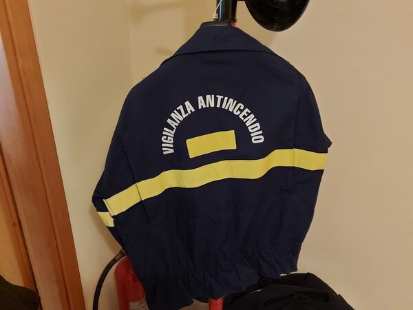 1#5486 Attrezzature antincendio ed arredi ufficio in vendita - foto 25