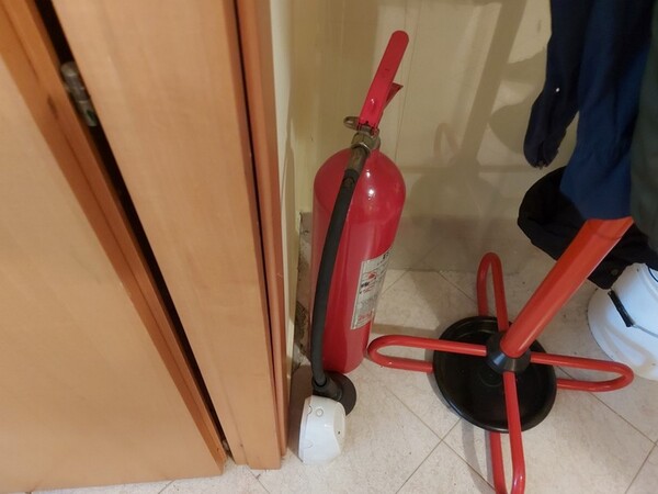 1#5486 Attrezzature antincendio ed arredi ufficio in vendita - foto 28