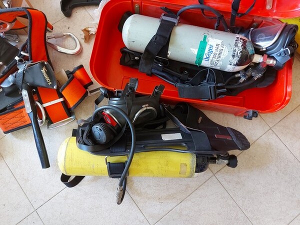 1#5486 Attrezzature antincendio ed arredi ufficio in vendita - foto 81