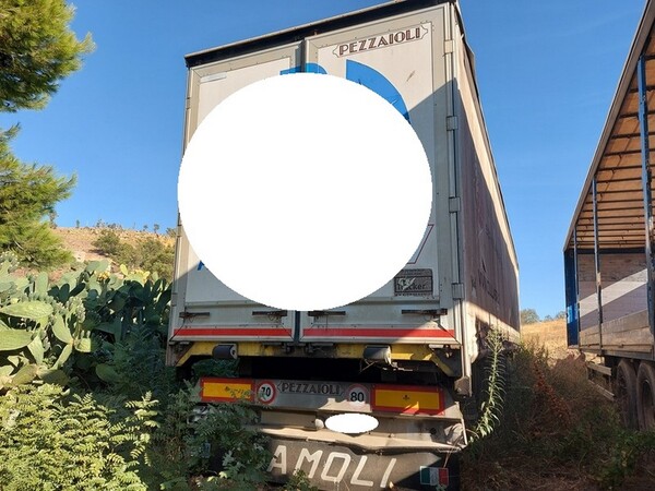 Rimorchi e semirimorchi in vendita