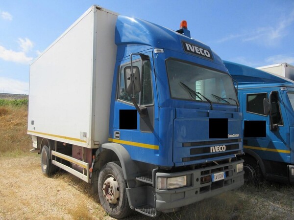 Autocarri in vendita