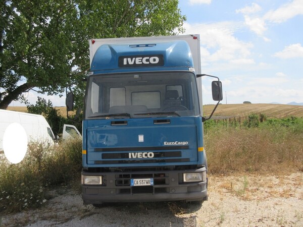 12#5491 Autocarro Iveco Eurocargo in vendita - foto 1