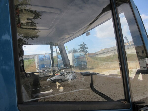 12#5491 Autocarro Iveco Eurocargo in vendita - foto 17