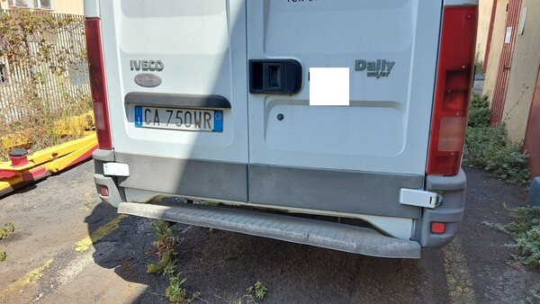 38#5491 Furgone Iveco Daily in vendita - foto 2