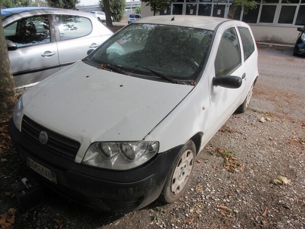 64#5491 Fiat Punto in vendita - foto 16