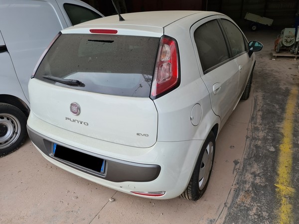 24#5493 Autocarro Fiat Punto Evo in vendita - foto 2