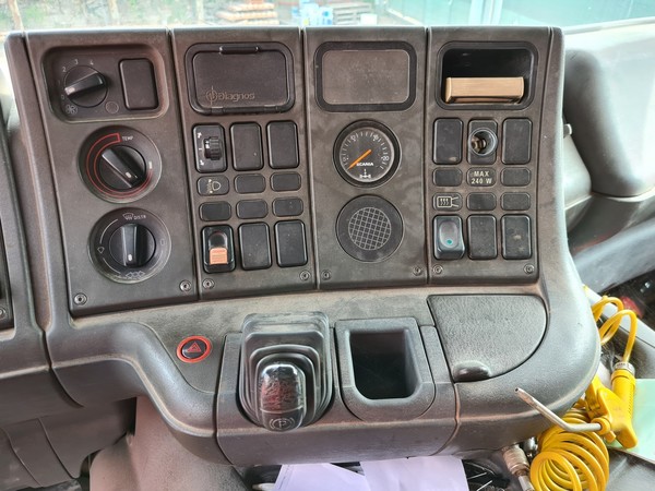 27#5493 Autocarro Scania 124 G 420 in vendita - foto 21