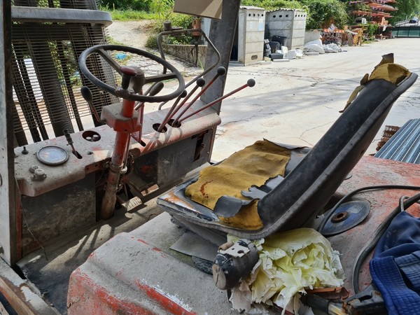 35#5493 Carrello elevatore Linde 40 in vendita - foto 8