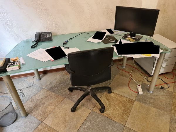 37#5493 Arredi e attrezzature elettroniche ufficio in vendita - foto 6