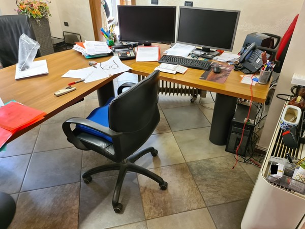 37#5493 Arredi e attrezzature elettroniche ufficio in vendita - foto 14