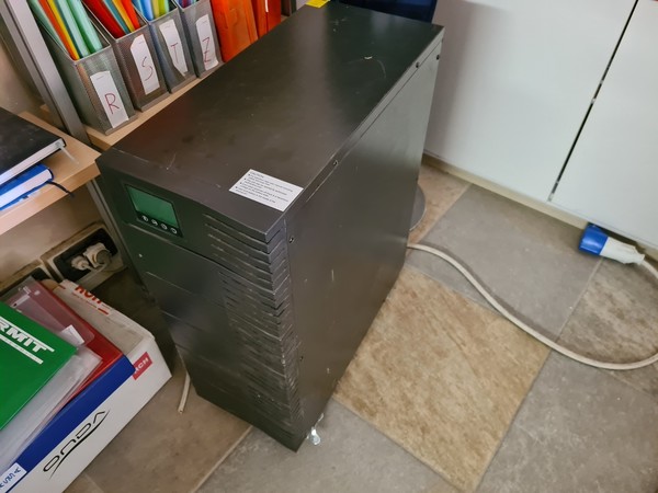 37#5493 Arredi e attrezzature elettroniche ufficio in vendita - foto 22