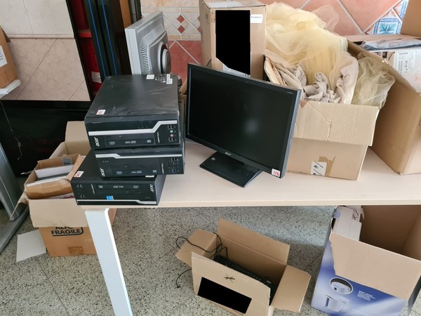 37#5493 Arredi e attrezzature elettroniche ufficio in vendita - foto 41