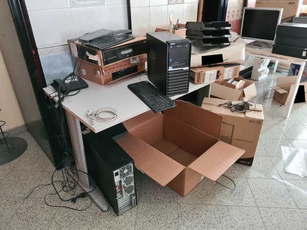 37#5493 Arredi e attrezzature elettroniche ufficio in vendita - foto 42