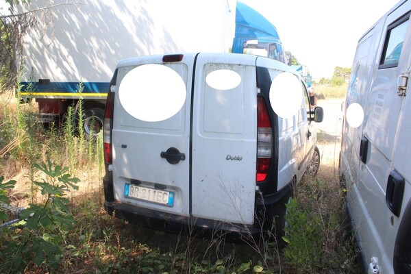 16#5495 Autocarro Fiat Doblò in vendita - foto 5
