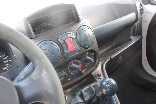20#5495 Autocarro Fiat Doblò in vendita - foto 15