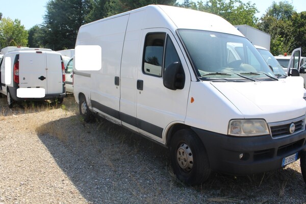 Autocarri in vendita