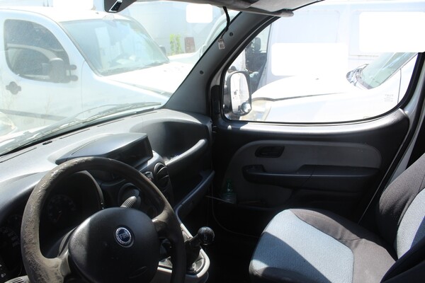 23#5495 Autocarro Fiat Doblò in vendita - foto 12