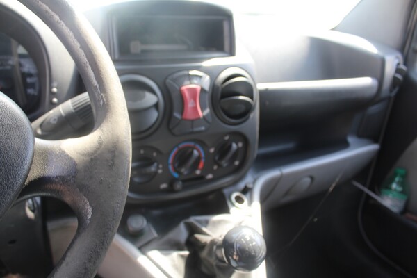 23#5495 Autocarro Fiat Doblò in vendita - foto 13
