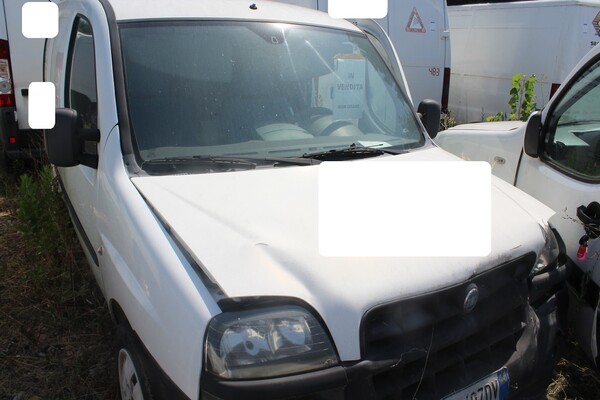 25#5495 Autocarro Fiat Doblò in vendita - foto 2