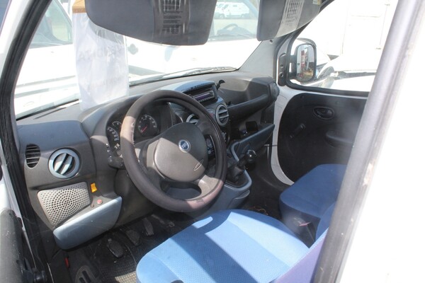 25#5495 Autocarro Fiat Doblò in vendita - foto 16