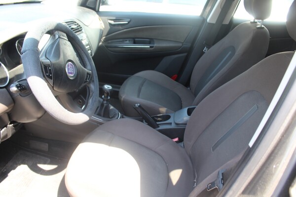 39#5495 Autovettura Fiat Bravo in vendita - foto 13