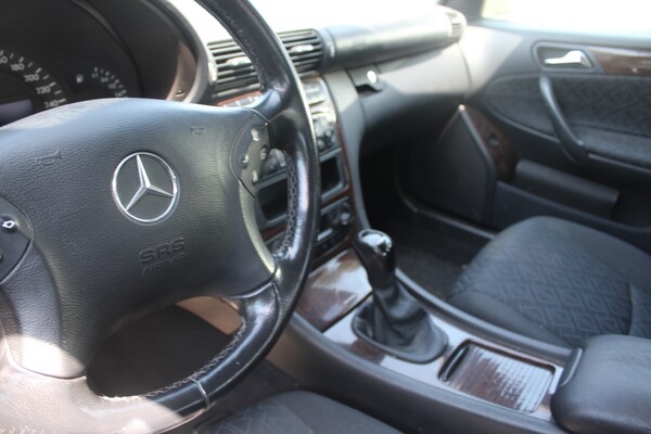 40#5495 Autovettura Mercedes 270 in vendita - foto 16
