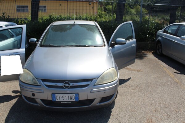 43#5495 Autovettura Opel Corsa in vendita - foto 1