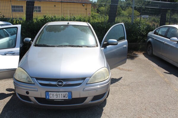 43#5495 Autovettura Opel Corsa in vendita - foto 2