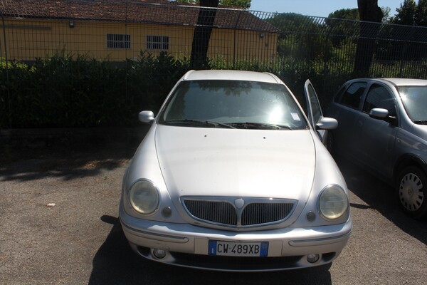 44#5495 Autocarro Lancia Libra in vendita - foto 2